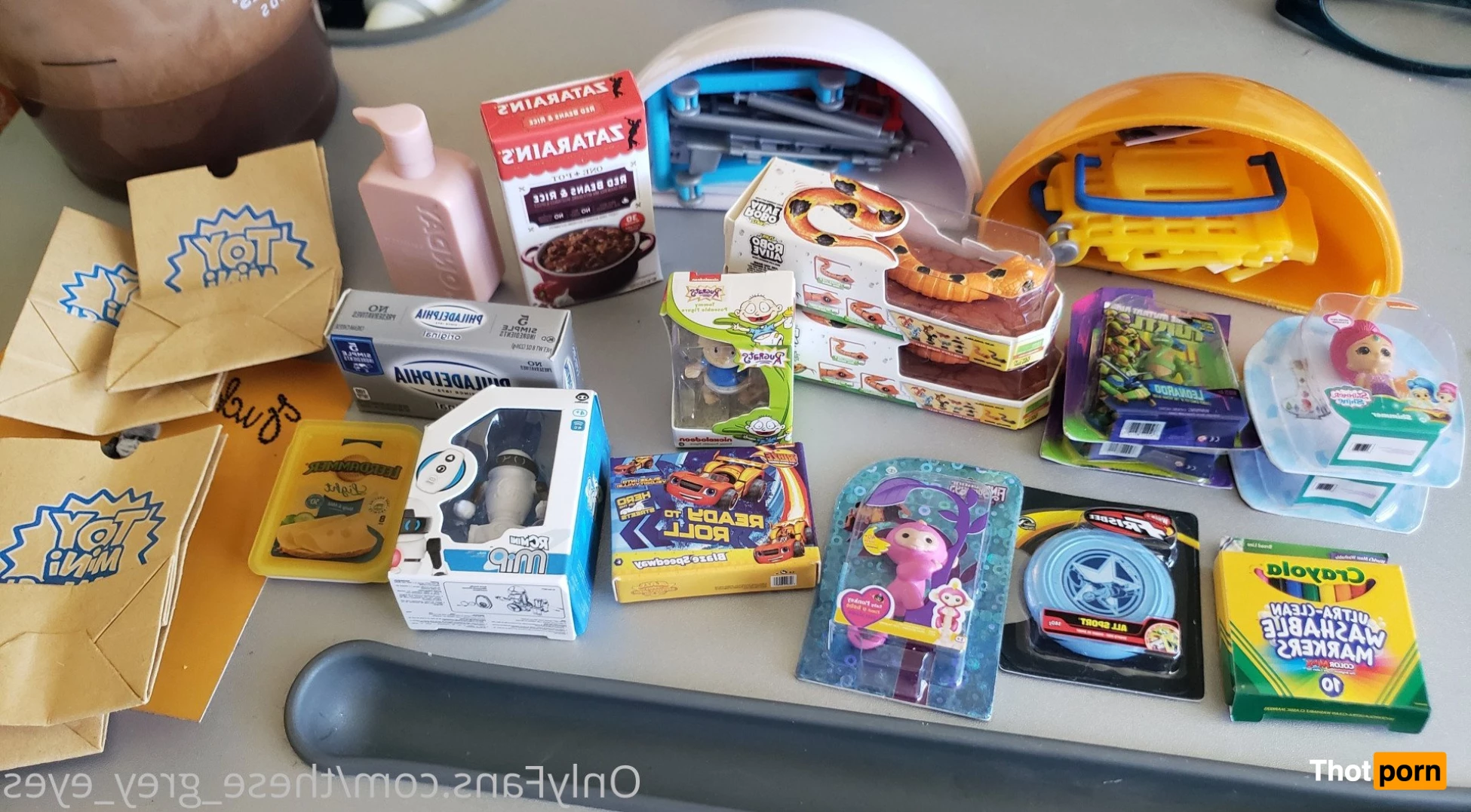 these_grey_eyes 4857381