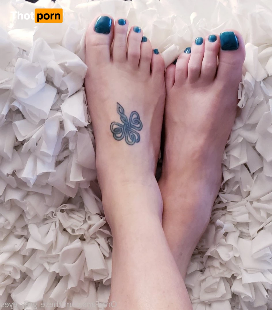 these_grey_eyes 4857439