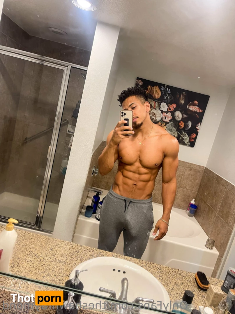 Shawn 🎂Aug 10th🎂 10515474