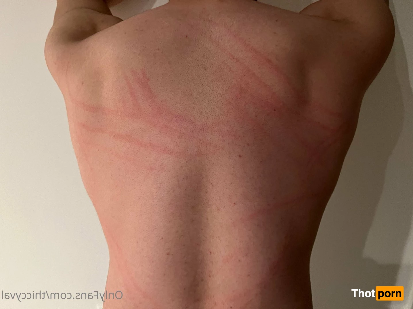 THICCYVAL 🐻 4924403