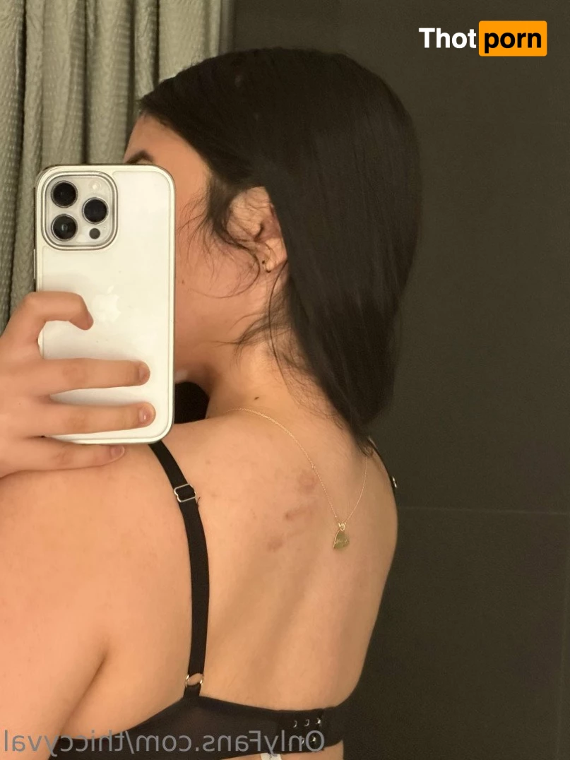 THICCYVAL 🐻 5255686