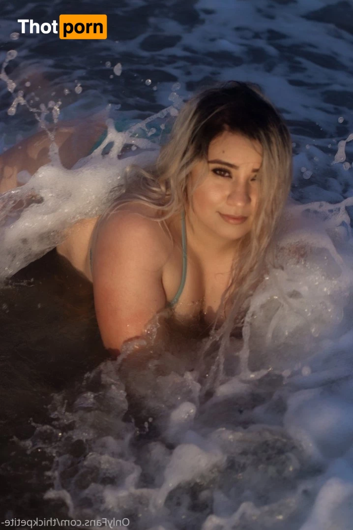 Thickluxury-FREE 4848957