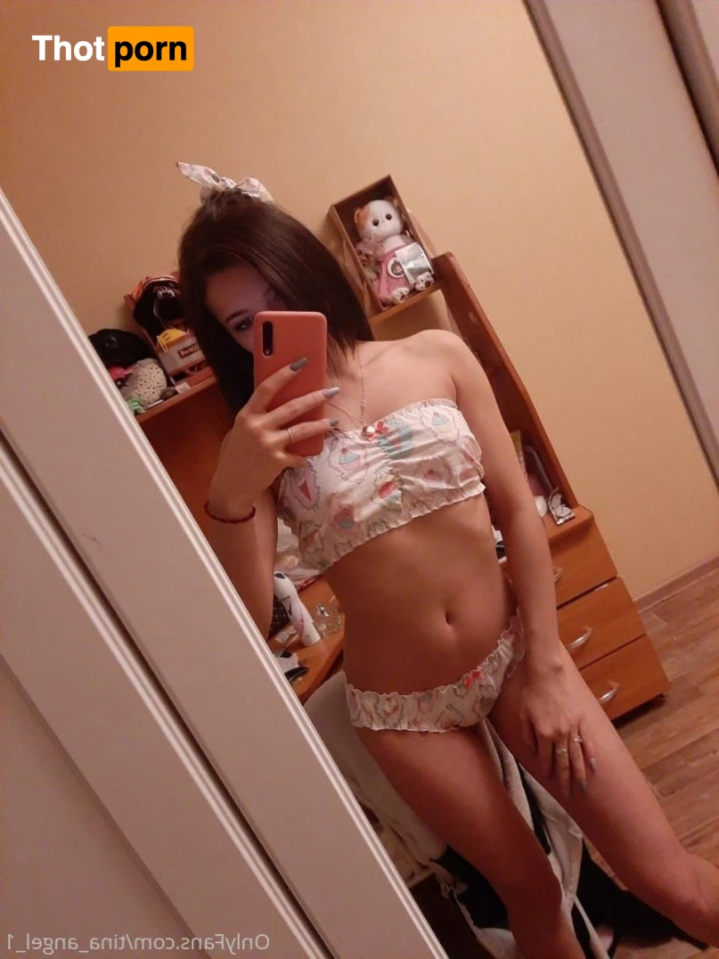 tina_angel_1 4918932
