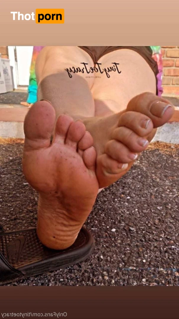 👣Tiny Toe Tracy👣 15219950
