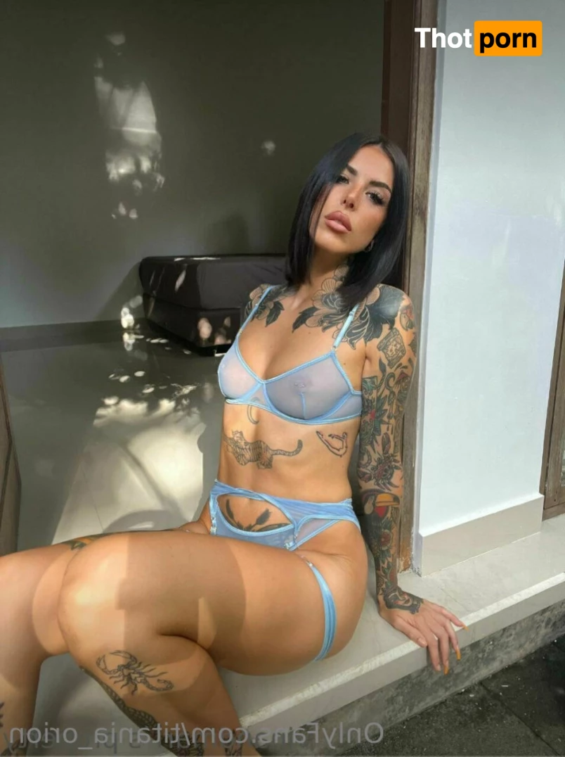 Titania Orion 🖤 10798471