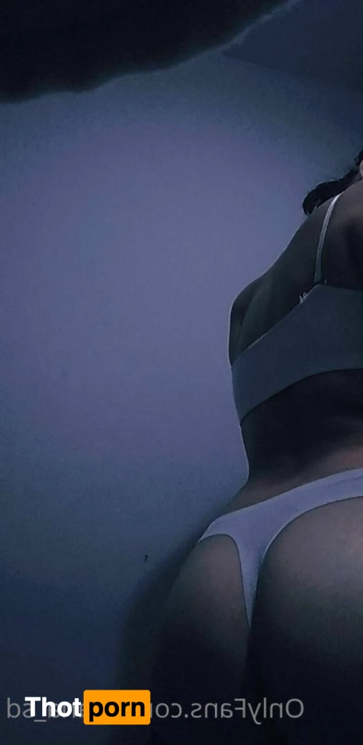 T R I A N A 🦋 4903316