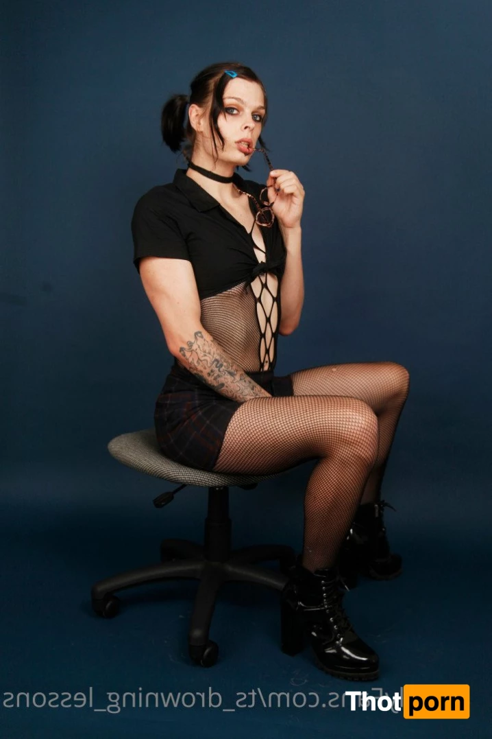 drowning_lessons 4878179