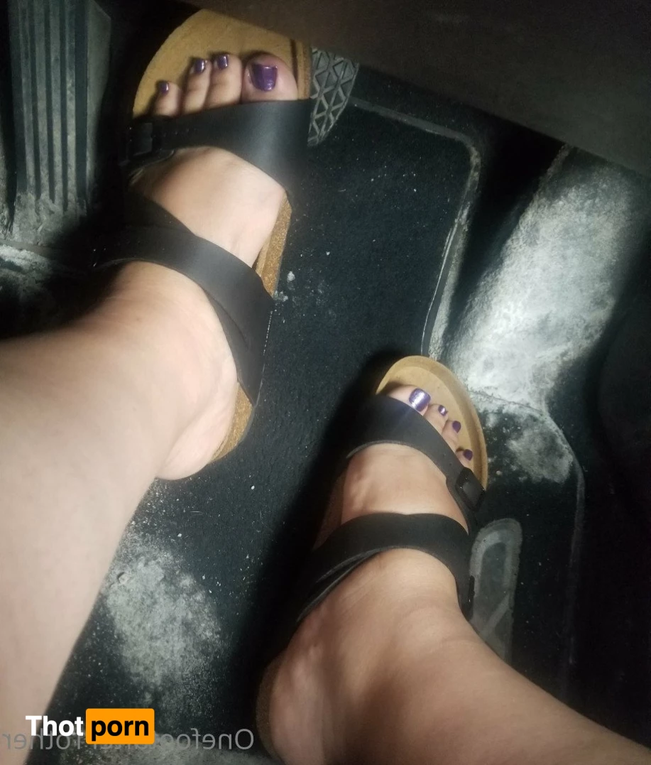 onefootafter1other 4831511