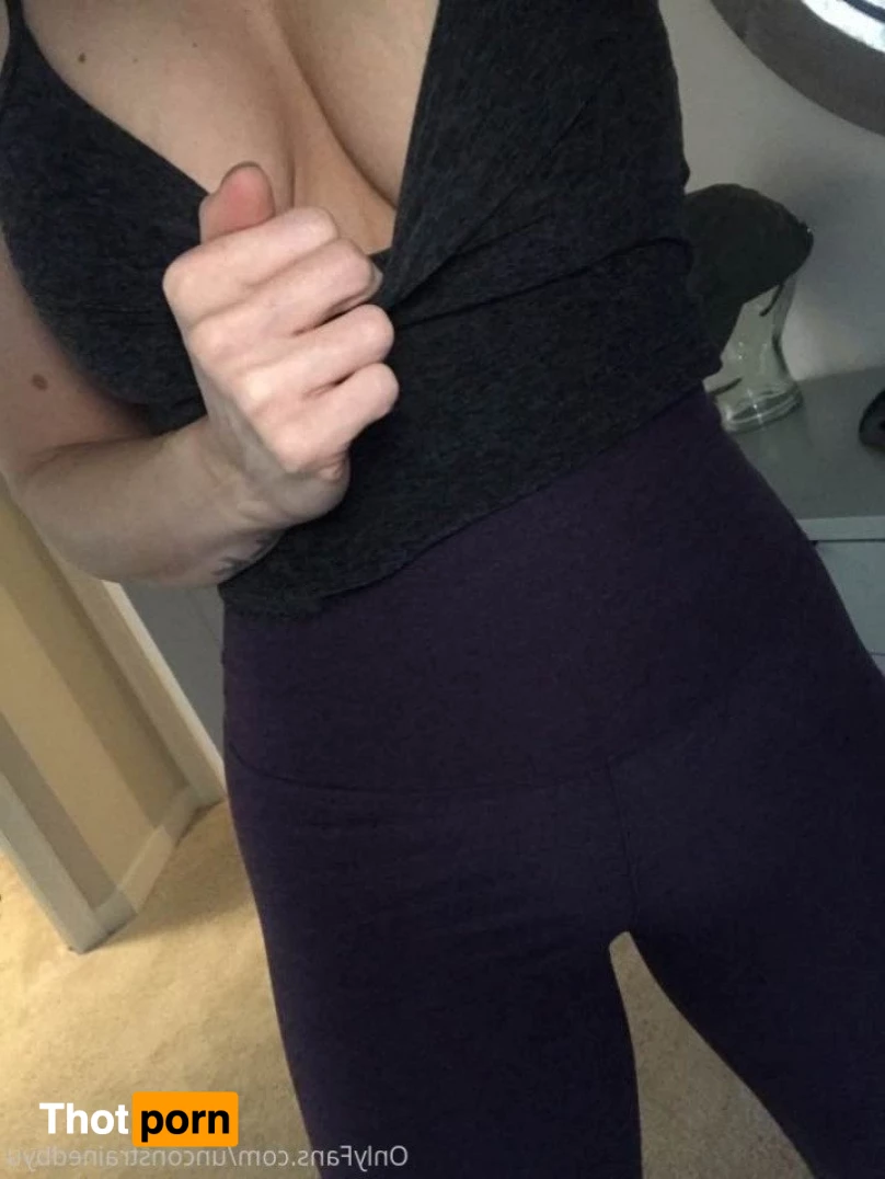 unconstrainedbyu 4826923