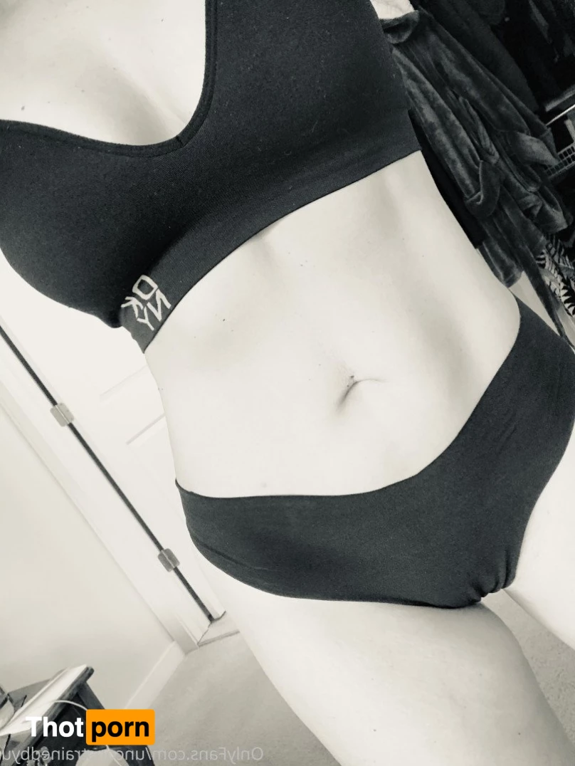 unconstrainedbyu 4826935