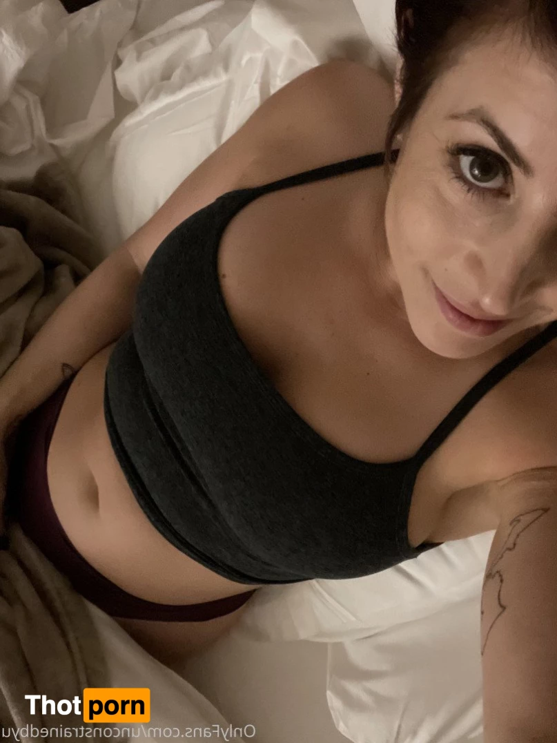 unconstrainedbyu 4826983