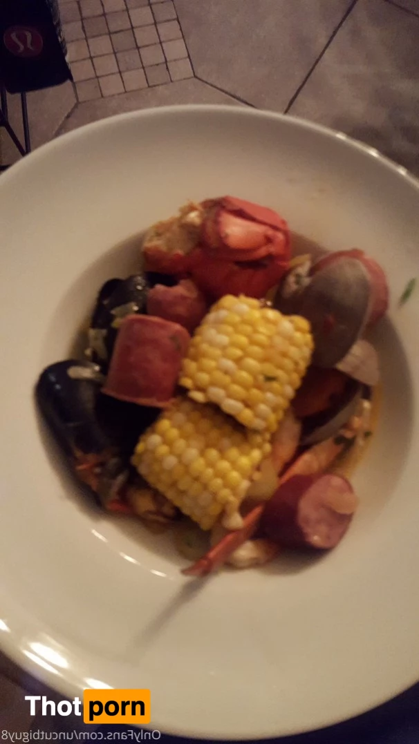 Uncut and Hung 4806681