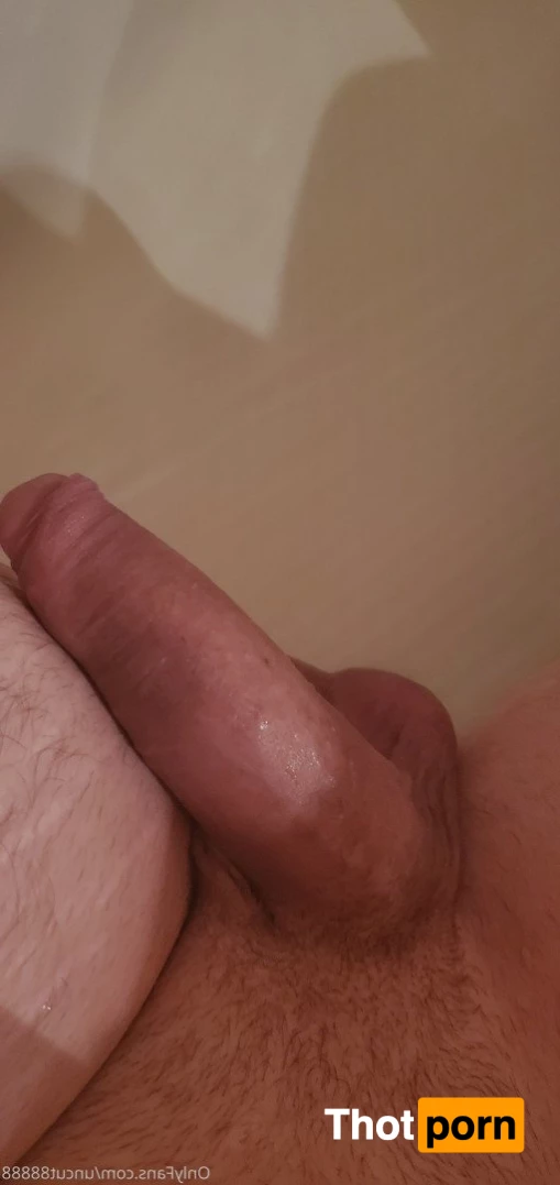 Uncut and Hung 4806734
