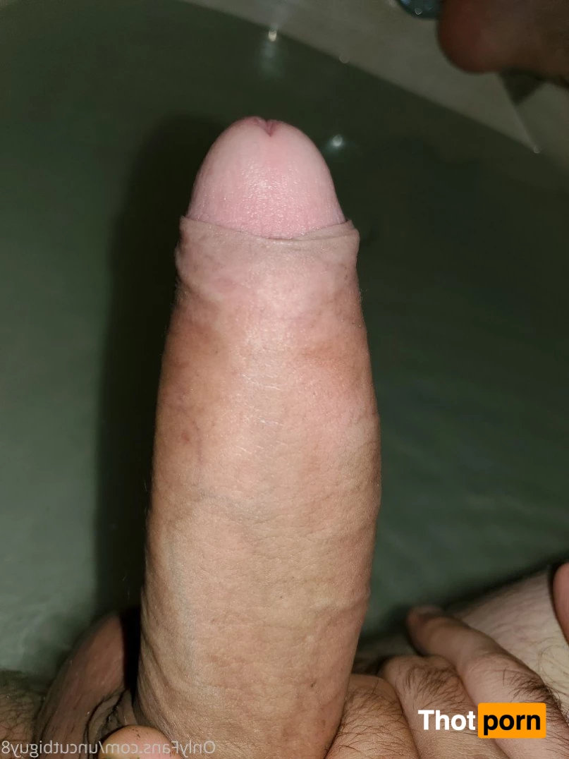 Uncut and Hung 4806747