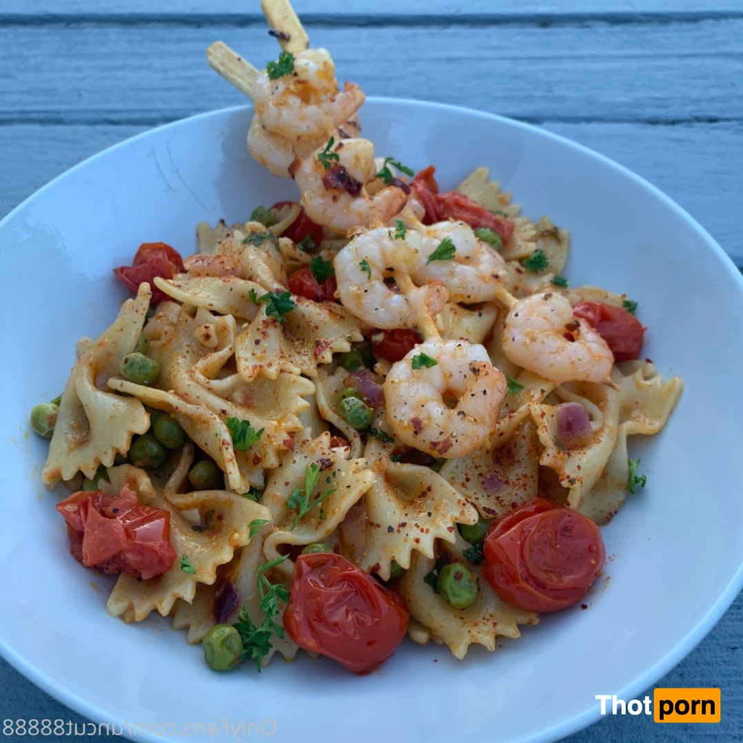 Uncut and Hung 15208502