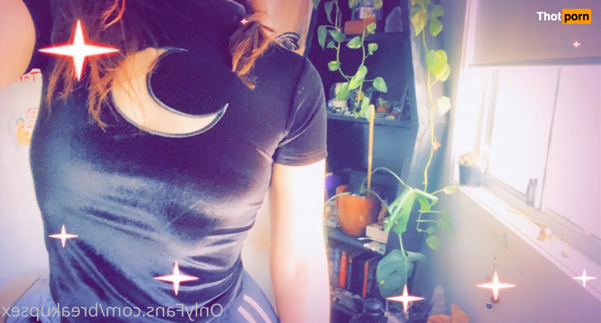 Sarah Button 4826631