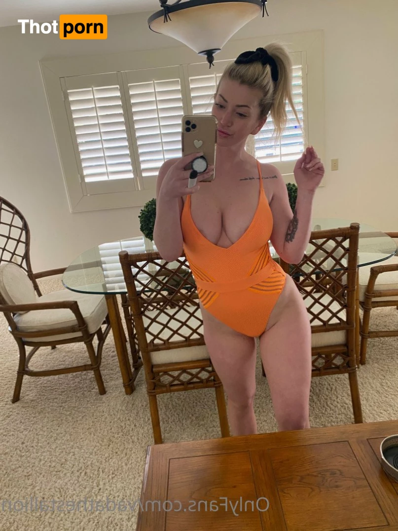 VadaTheStallion 4797788