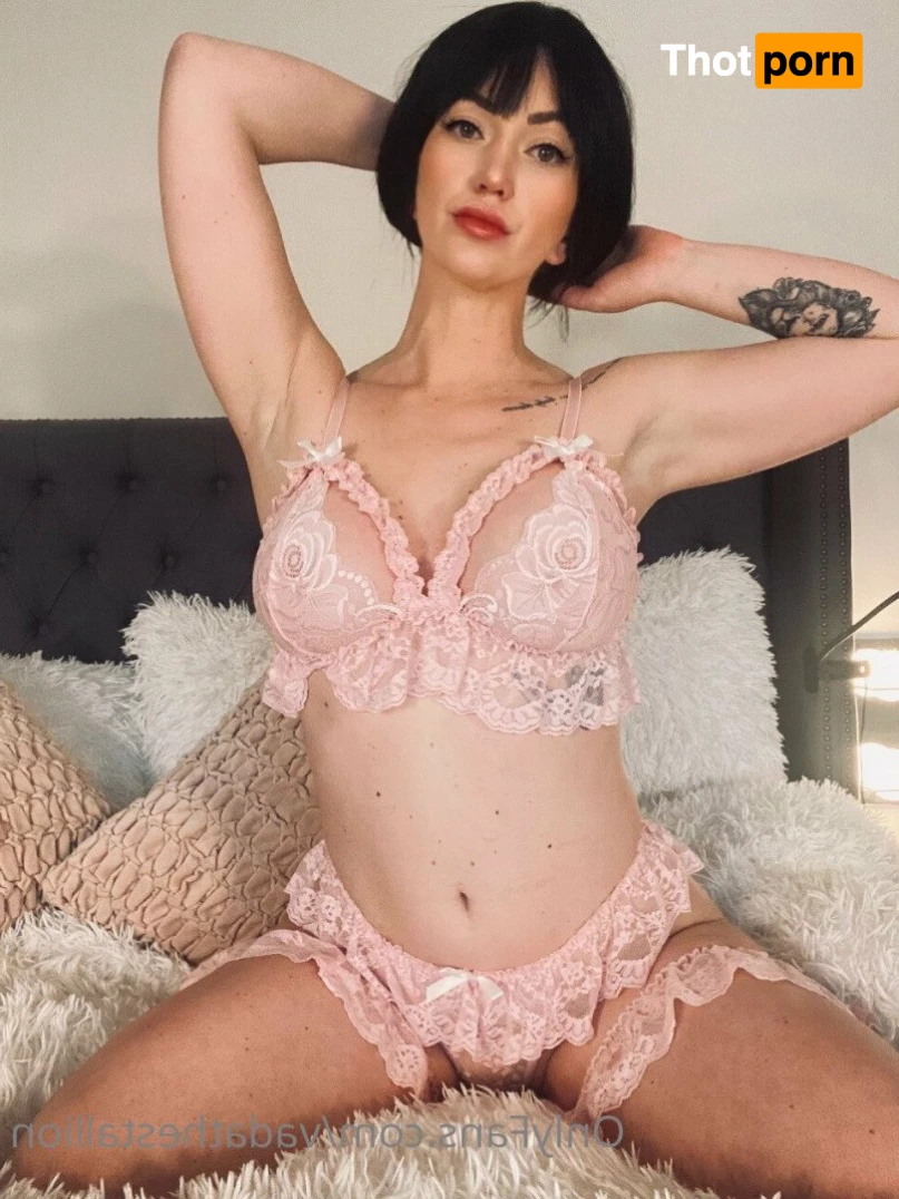 VadaTheStallion 4797812