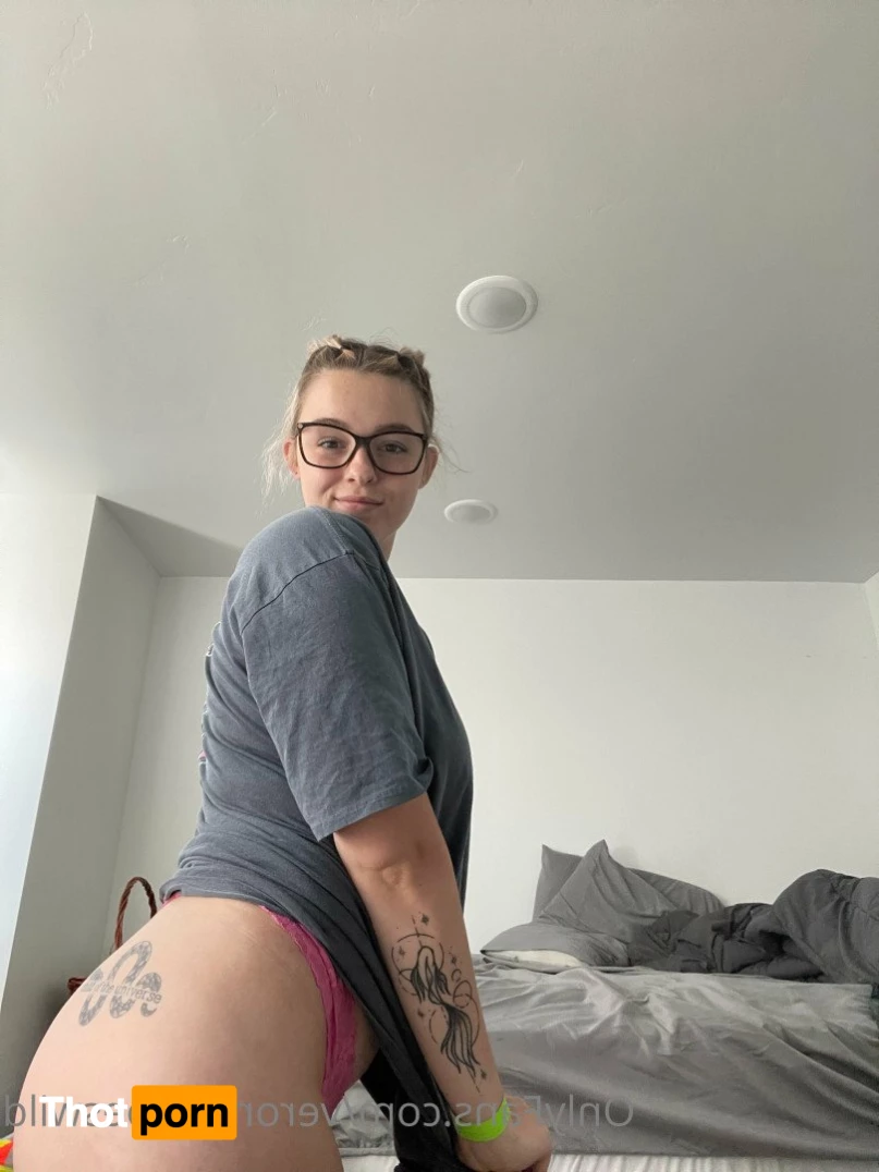 Veronica 🖤 4800080