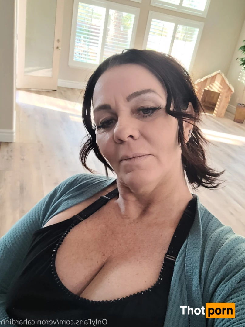 Veronica Hardinn💕Hot Mom😈💦 10798277