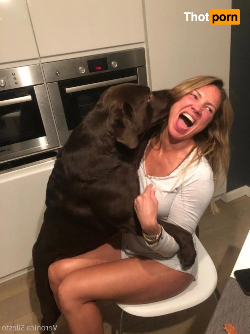 veronicasilesto 4800034