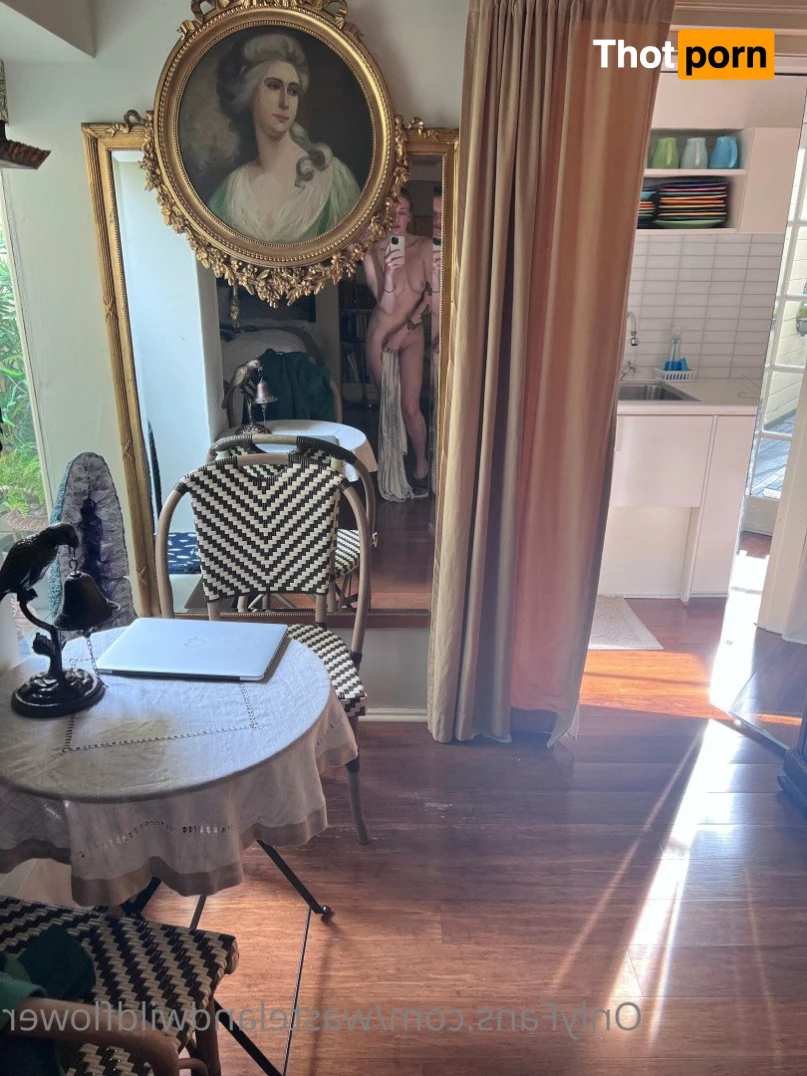 Lauren Elizabeth 4786039