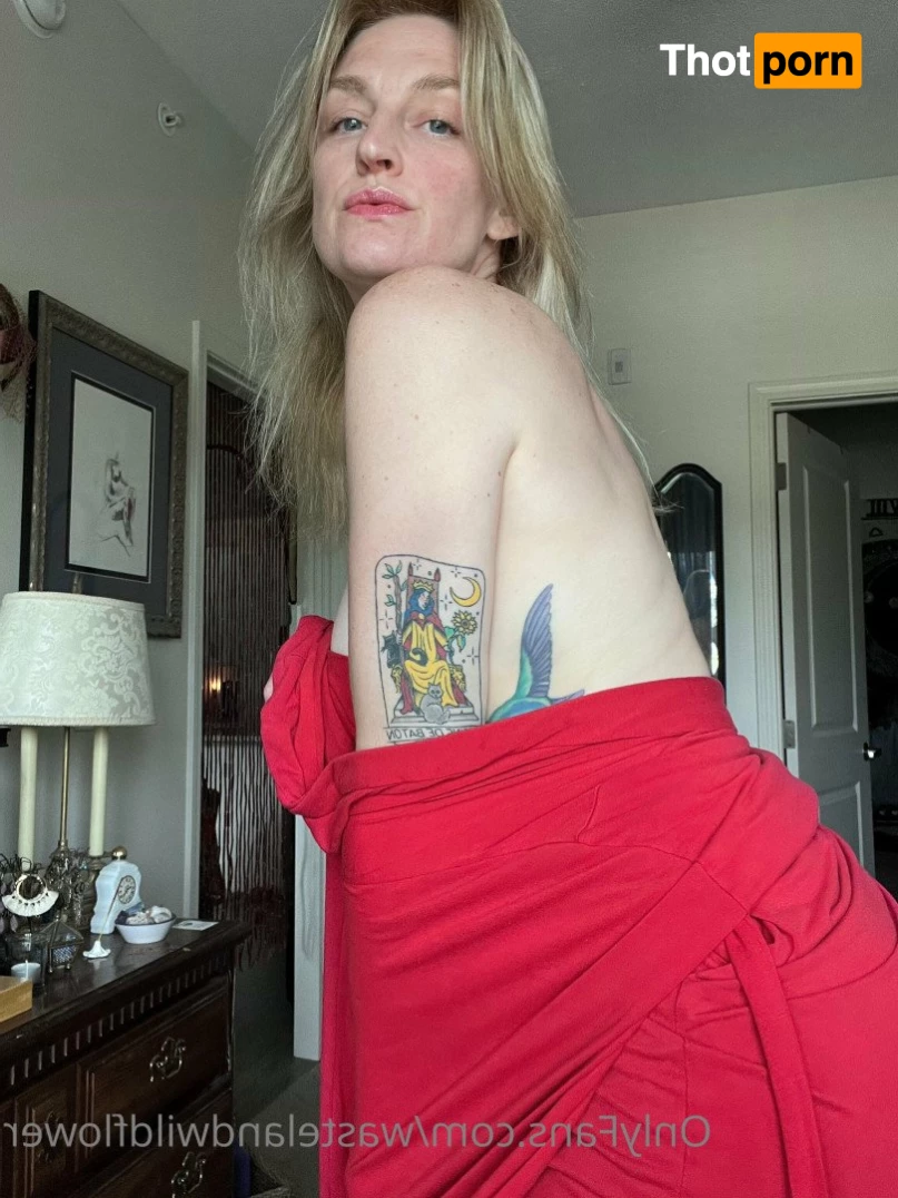 Lauren Elizabeth 4786066