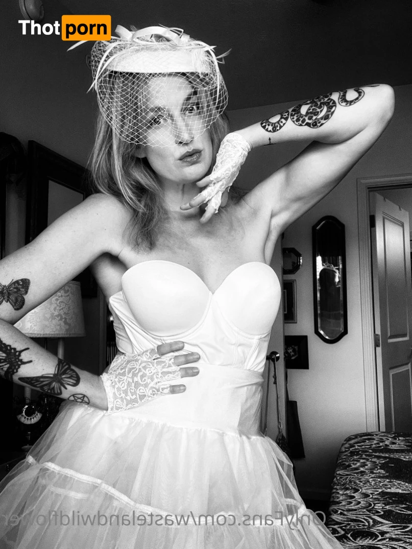 Lauren Elizabeth 4786134