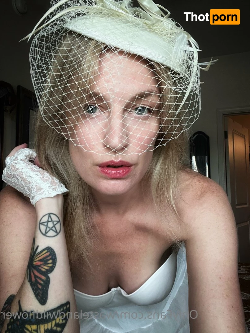 Lauren Elizabeth 4786143