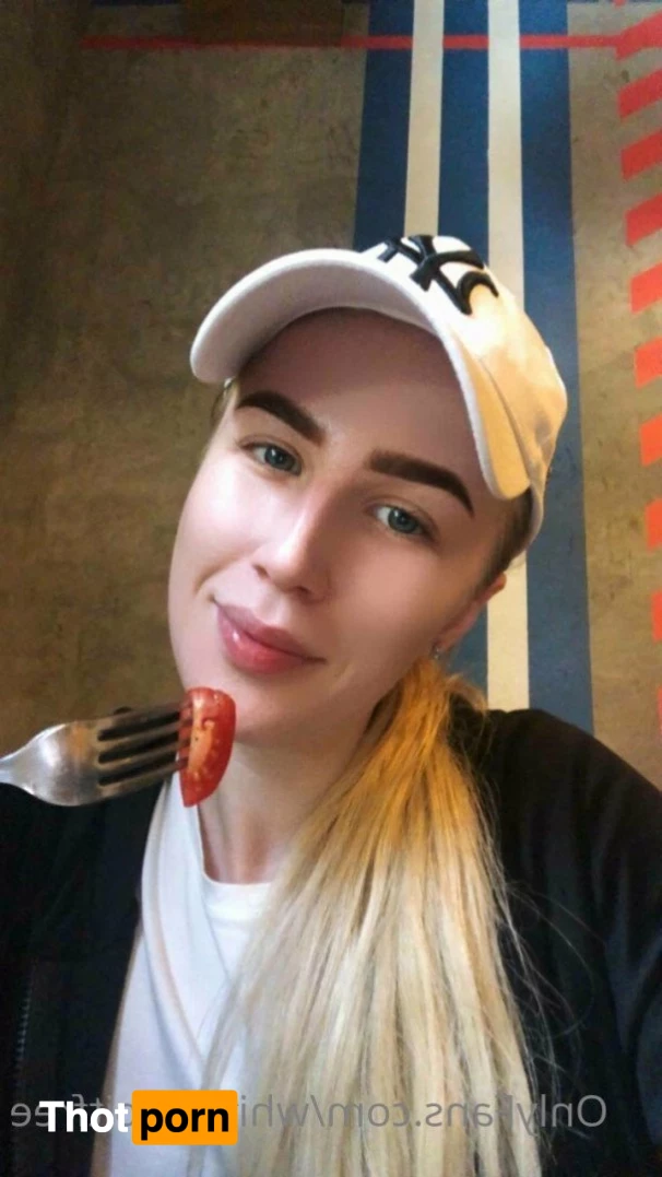 White Rabbit 🤍 4787562