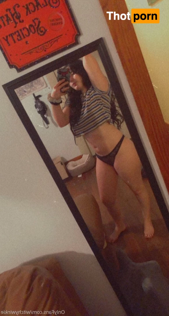 Witchywinkie 4774999