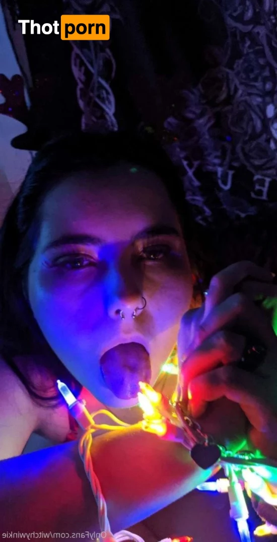 Witchywinkie 4775082