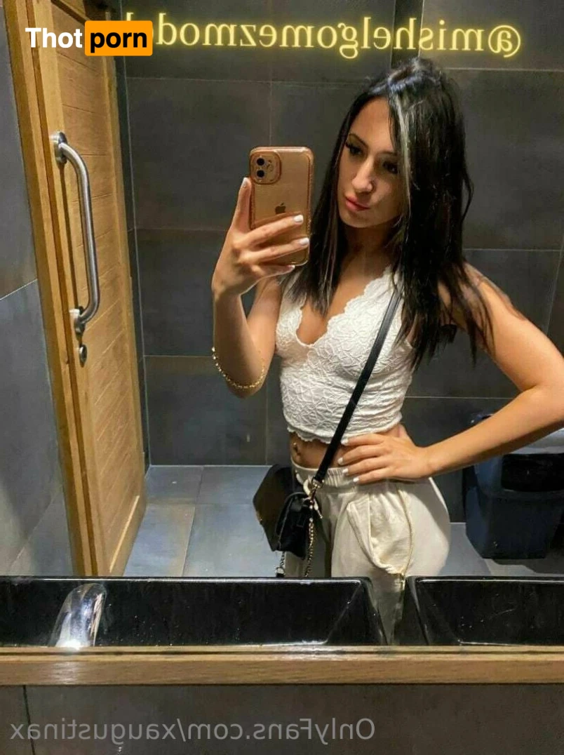 xaugustinax 15198926