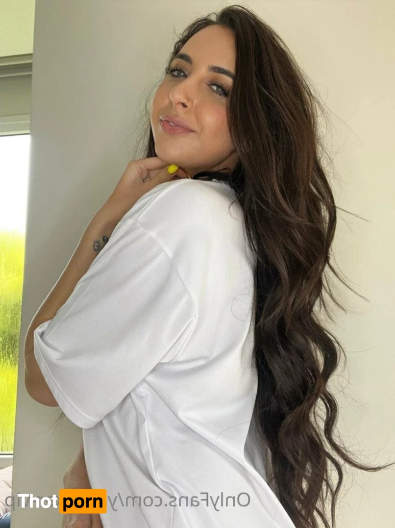 Yasmin Baker 🌸🌹 4756904