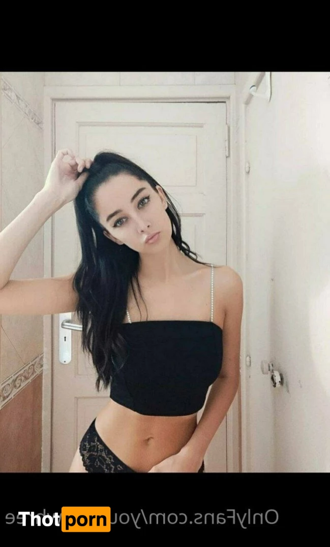 Bad Girl 😈💦 4753904