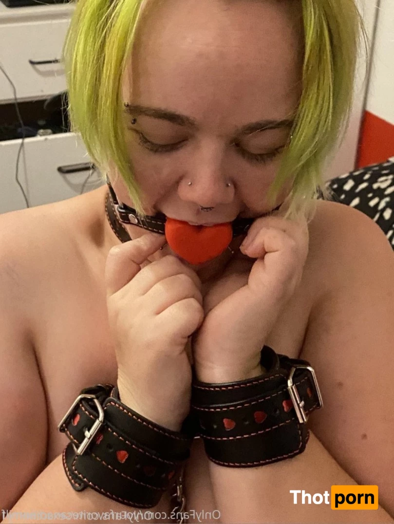 yourfavoritecanadianmilf 4754273