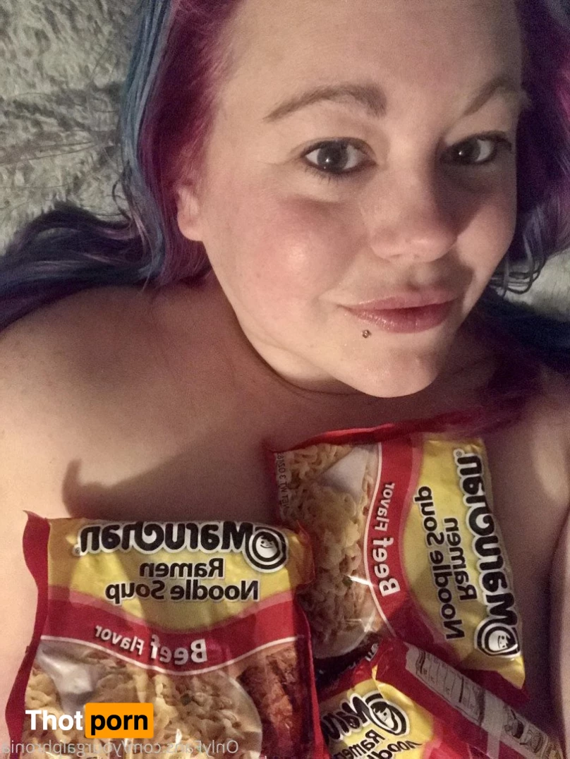 yourgalphronia 4754053