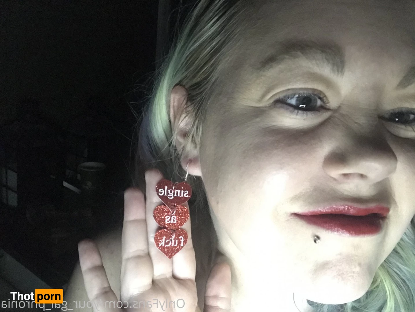 yourgalphronia 4754055