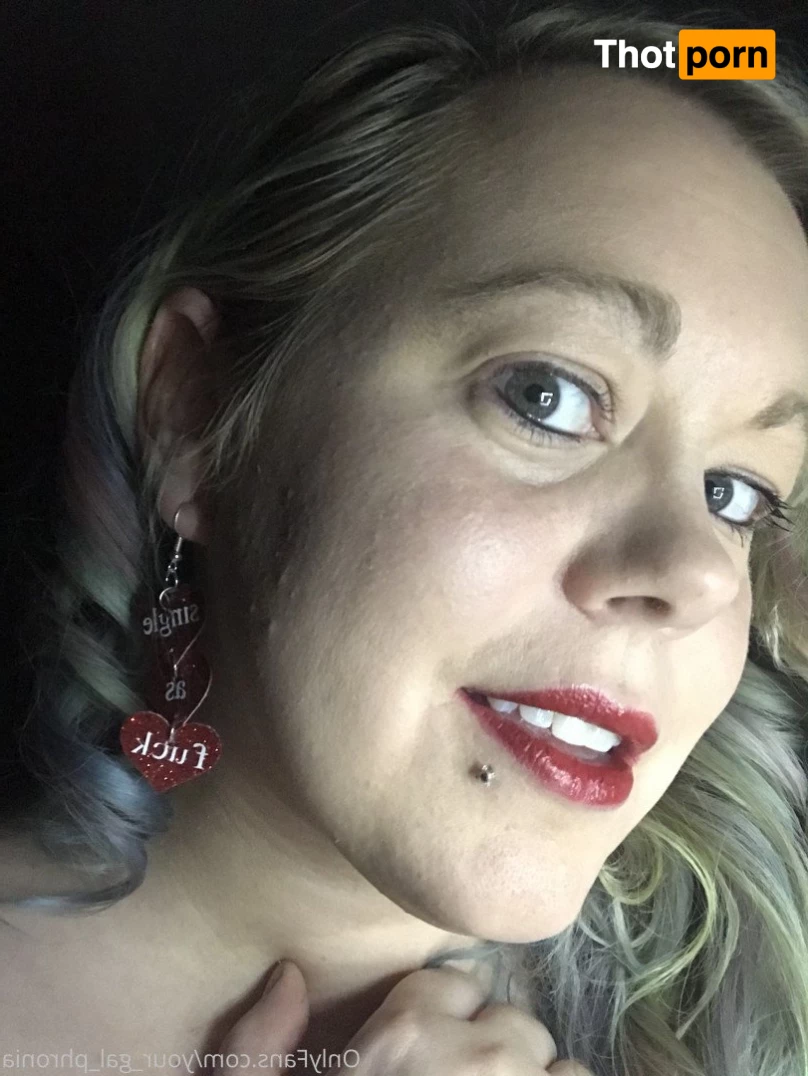 yourgalphronia 4754062