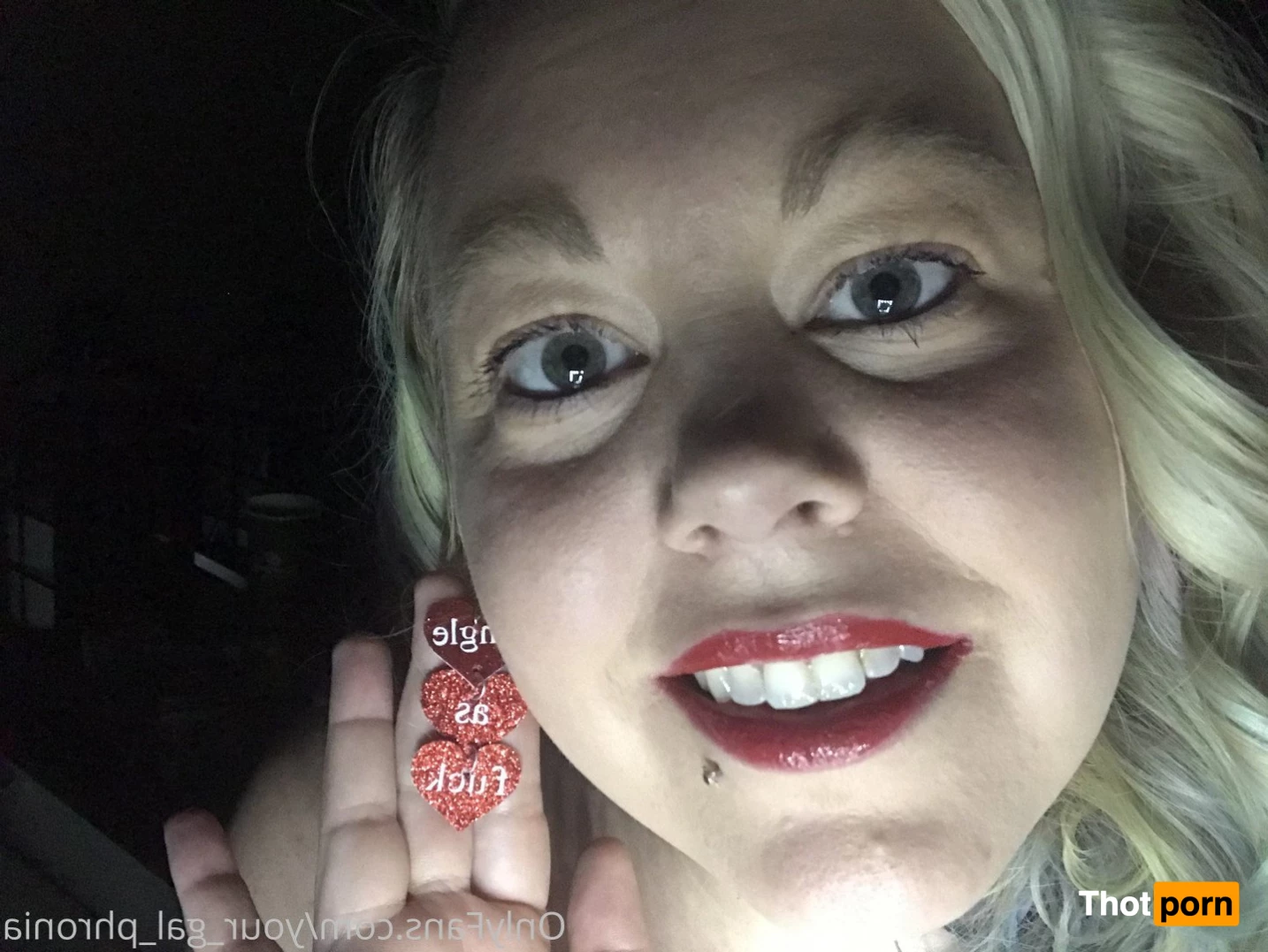 yourgalphronia 4754069