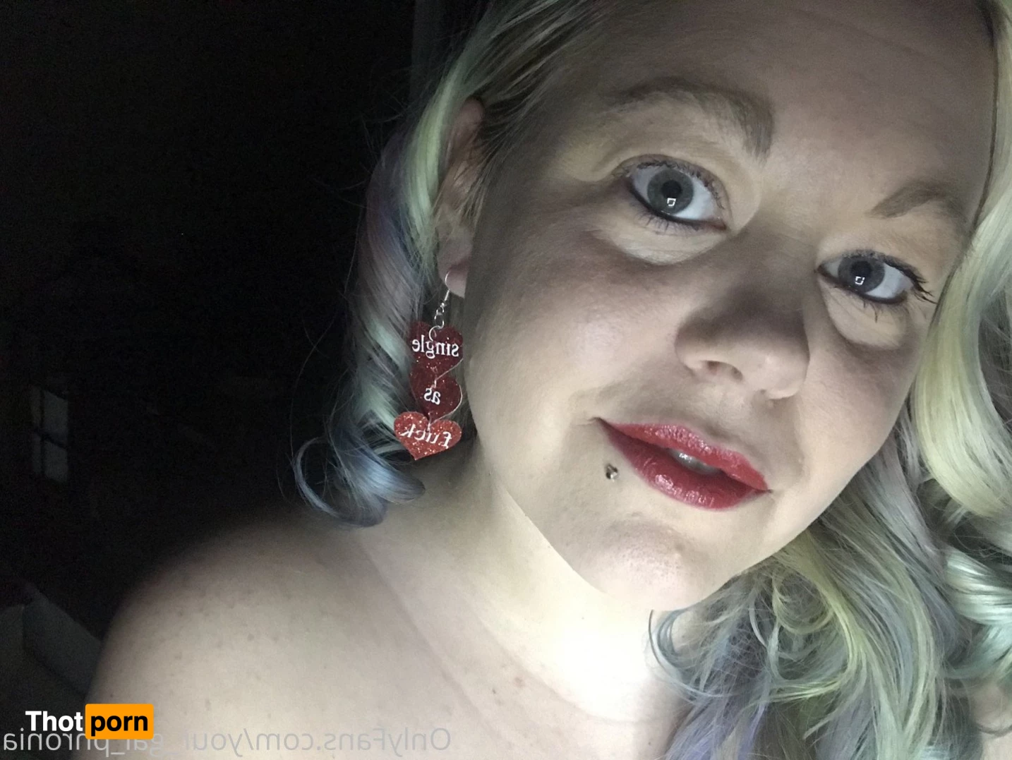 yourgalphronia 4754106