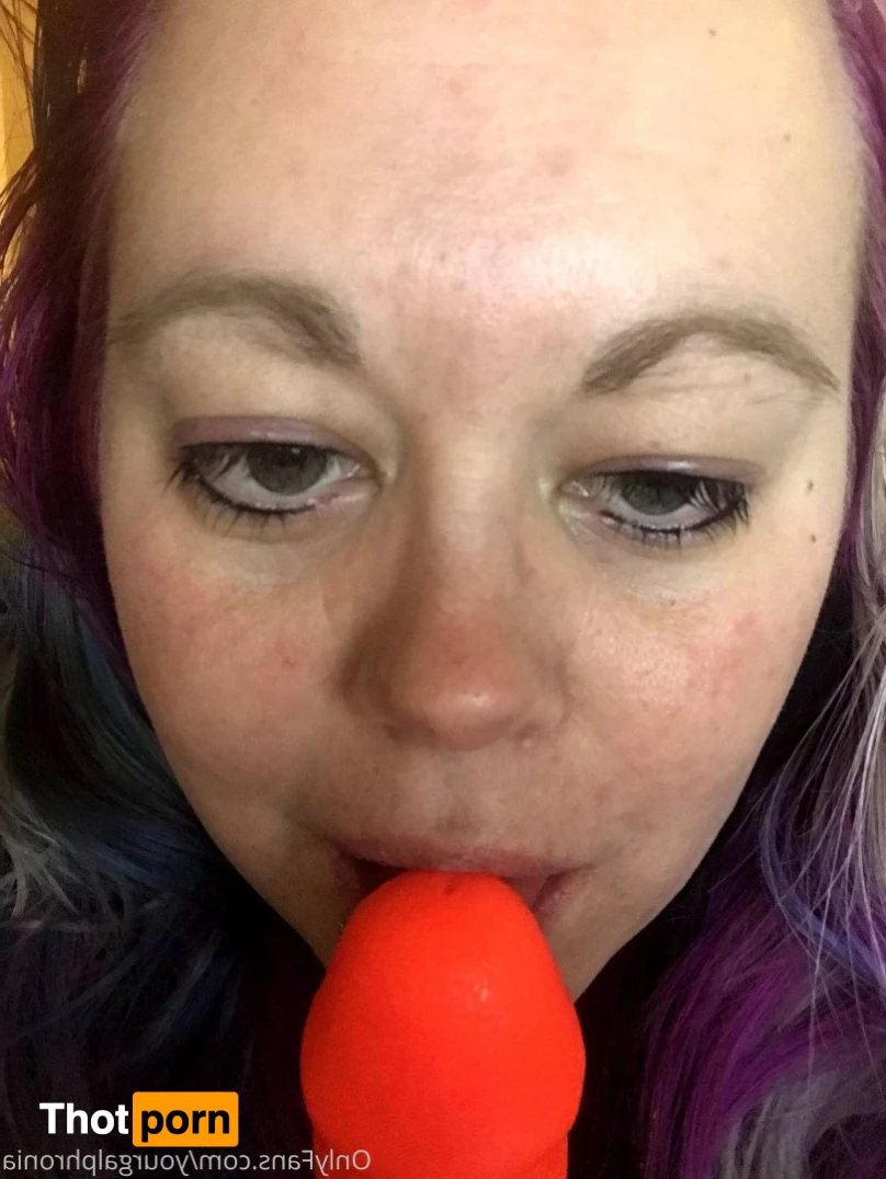 yourgalphronia 4754132