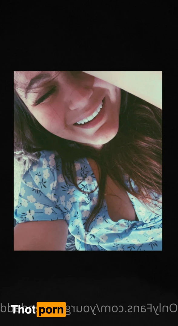 Addison | 22 &amp; Single ❤️ 10626280