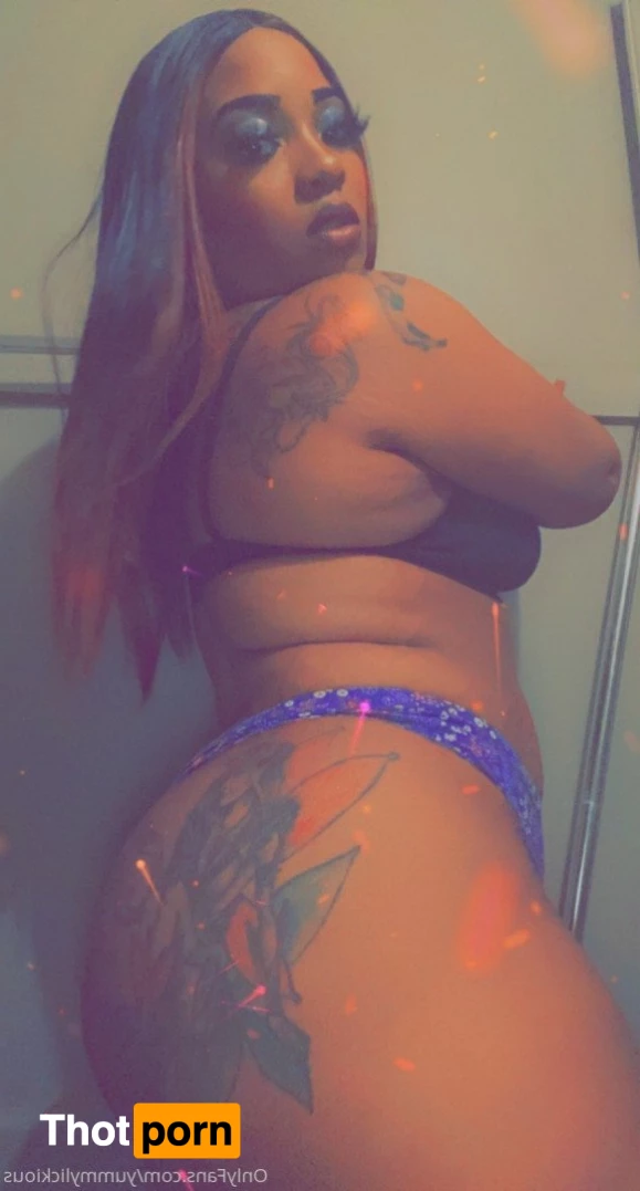 YummiLickious 4751739