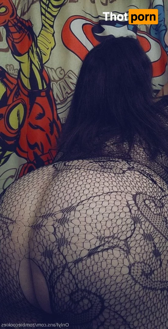 Zₒₘbᵢₑ Cₒₒₖᵢₑₛ 4749043