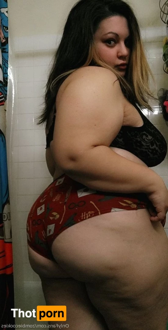 Zₒₘbᵢₑ Cₒₒₖᵢₑₛ 4749098