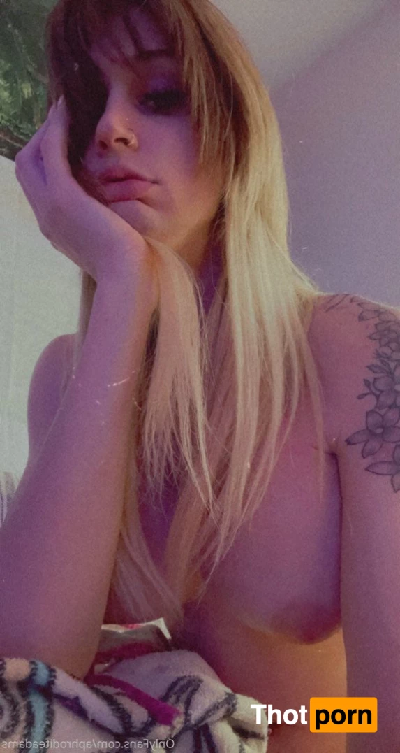 Aphrodite Adams 4732834