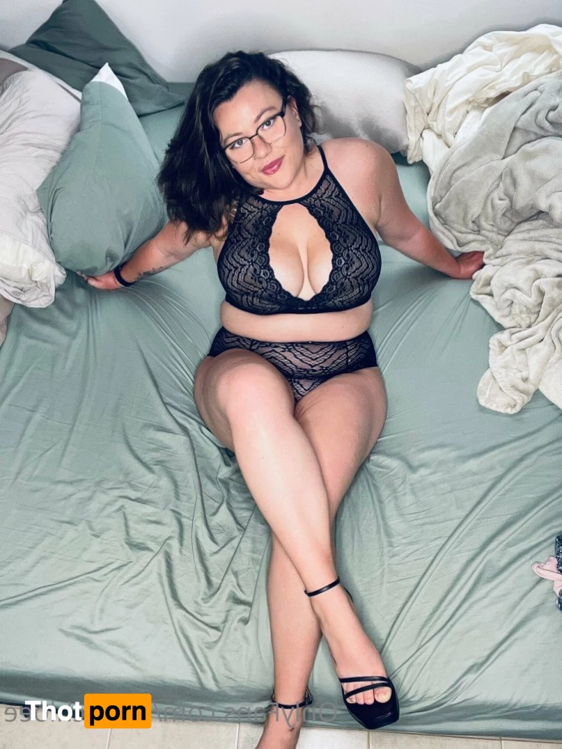 Chloe 🍒 | SQU!RT QUEEN 4741273