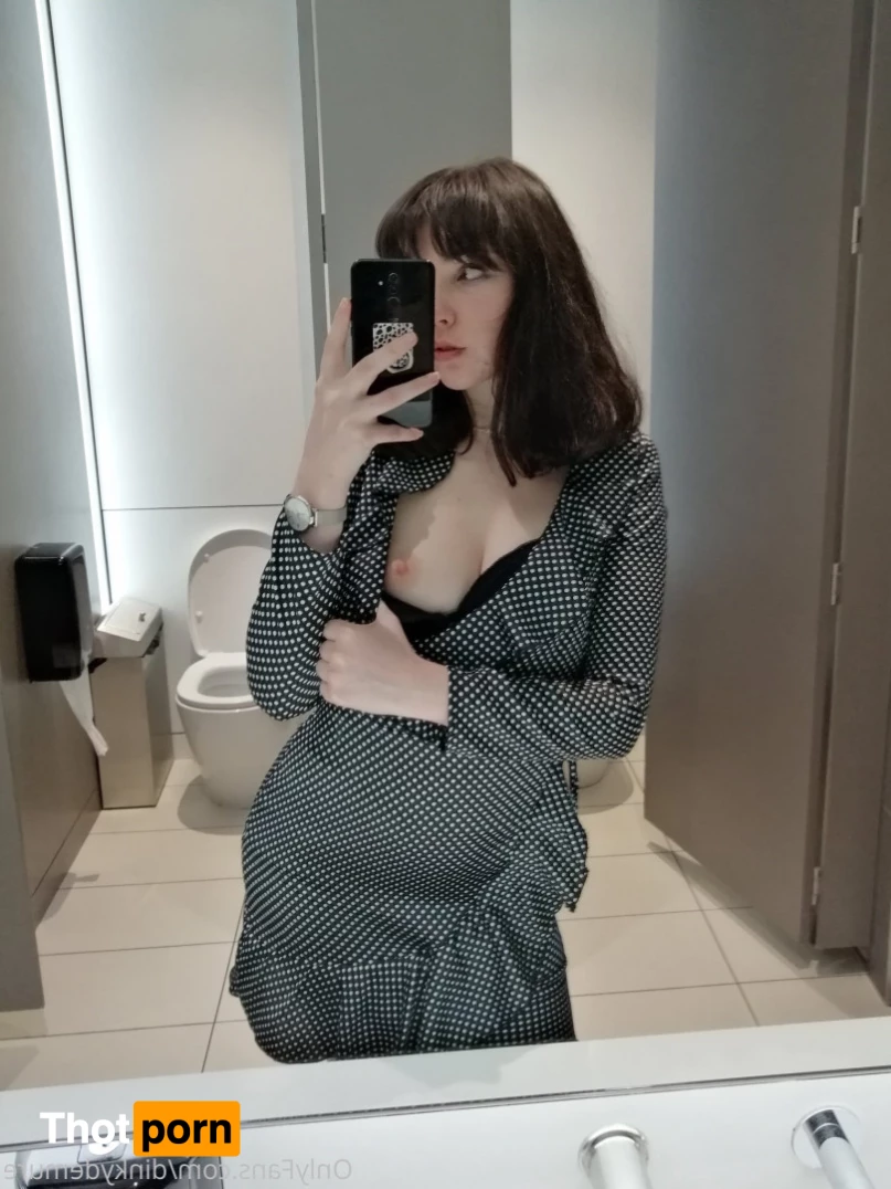 𝘋𝘪𝘯𝘬𝘺 𝘋𝘦𝘮𝘶𝘳𝘦 FREE 5513494