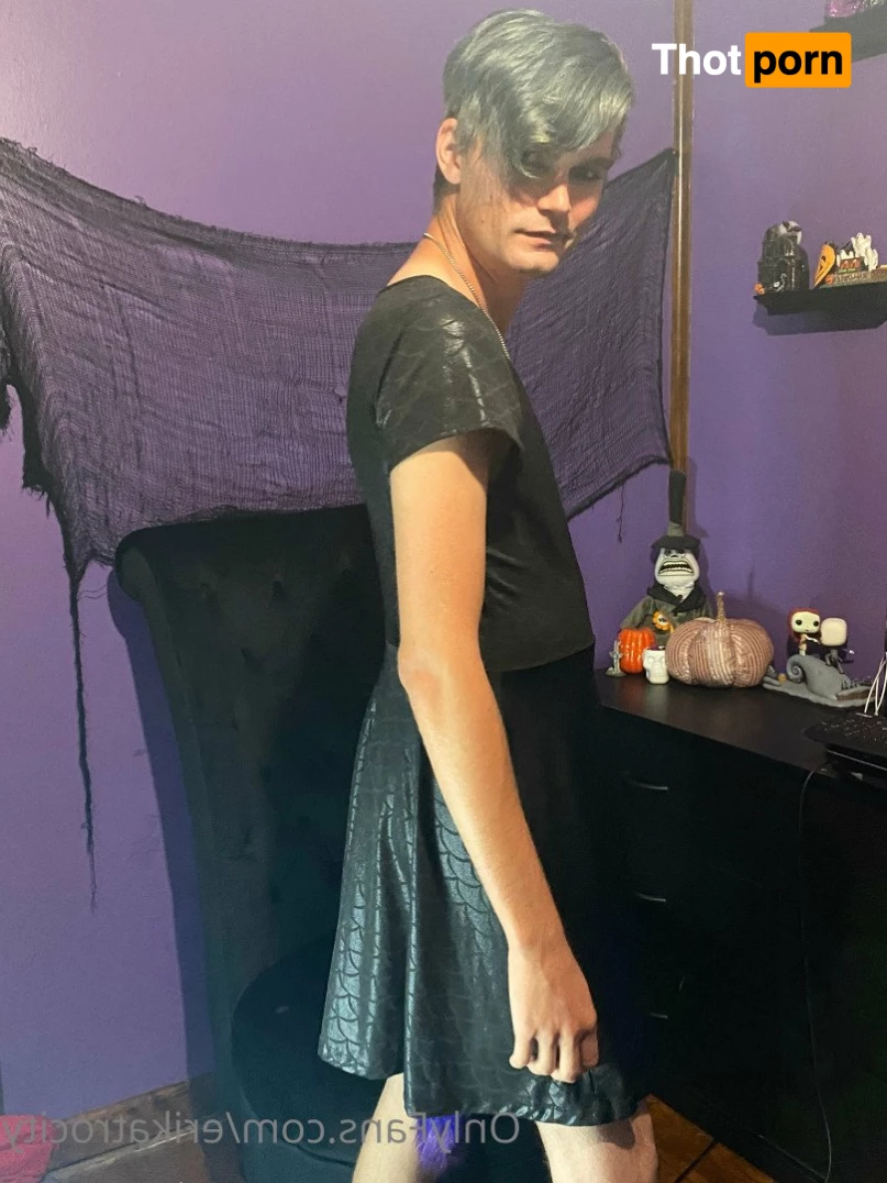 Erik Atrocity 4726739